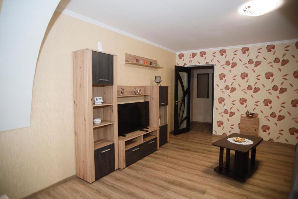 Mio Apartments Focsani Luaran gambar